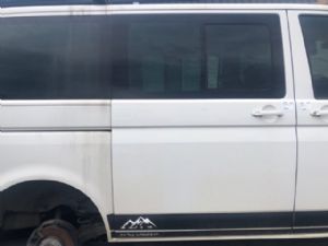 Volkswagen Transporter Multivan 2010-2015 R Sliding Door Electric Body Contact