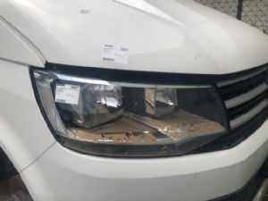 Volkswagen Transporter Multivan 2010-2015 R Headlight