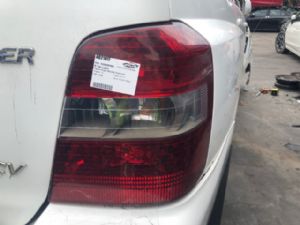 Toyota Kluger MCU28 10/03-07/07 R Tail Light