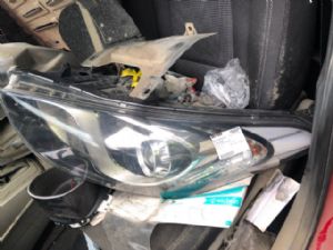 Hyundai i30 GD 2012-2017 L Headlight