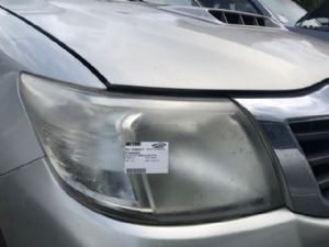 Toyota Hilux 140 Series 2WD 97-04 R Headlight