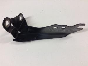 Ford Escape ZC 2006 - 2007 R Bonnet Hinge 
