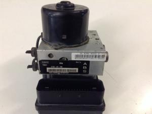 Ford Escape ZC 2006 - 2007 ABS Brake Unit