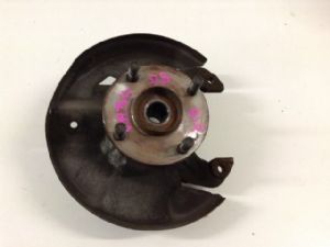 Mazda 121 DB1032 11/93-12/95 RF Hub & Carrier Assembly