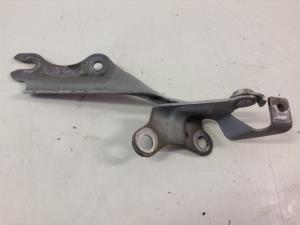 Mazda Premacy CP 1999-2004 L Bonnet Hinge 