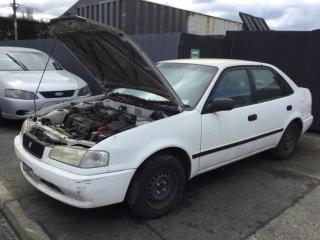 Toyota Sprinter EE111