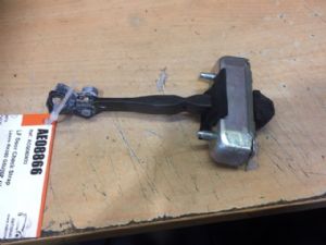 Lexus RX350 GSU35R LF Door Check Strap