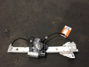 Mazda RX8 FE1031 07/03 - RF Door Elec Regulator