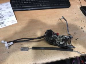Toyota Landcruiser LJ70 RF Door Actuator
