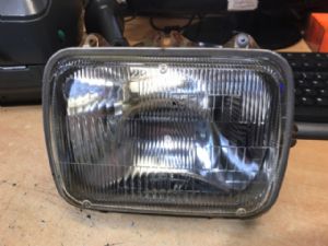Toyota Landcruiser LJ70 R Headlight