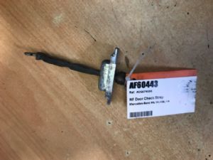 Mercedes-Benz ML W164 2006-2011 RF Door Check Strap