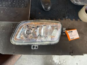 Ford Everest U375/UA 2015-on L Spotlight
