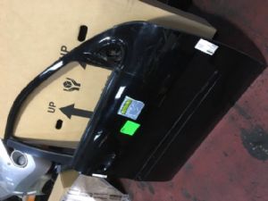 Mercedes-Benz ML W164 2006-2011 RF Door Shell