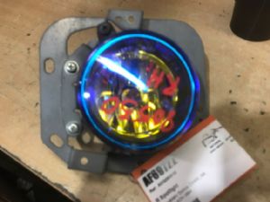 Mitsubishi Delica CV4W R Spotlight