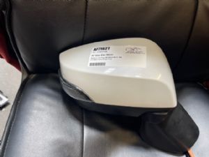 Subaru Levorg VM 2014-2017 RF Door Elec Mirror