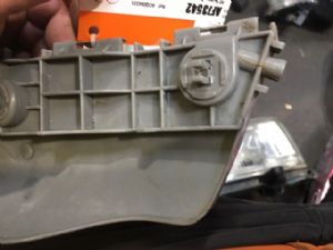 Toyota Vellfire ANH20 RF Bumper Retainer