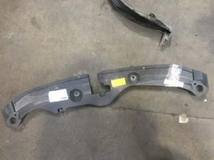 Toyota Vellfire ANH20 Front Slam Panel Cover