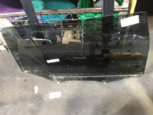Toyota Vellfire ANH20 LR Door Glass
