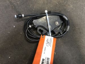 Toyota Vellfire ANH20 L Side Door Bottom Catch