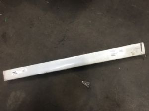 Toyota Vellfire ANH20 LR Lower Door Moulding