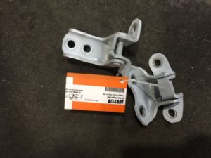 Toyota Corolla ZRE212 RF Door Hinges (Set)