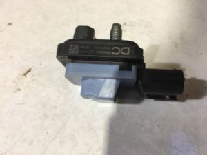 Toyota Corolla ZRE212 Air Bag Sensor