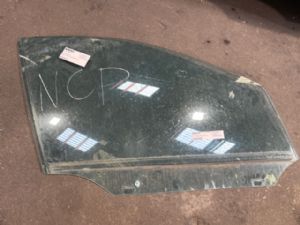 Mercedes-Benz ML W164 2006-2011 RF Door Glass