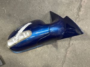 Mercedes-Benz CLK C209 RF Door Elec Mirror (13 Wire)