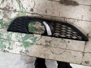 Audi Q7 4.5L 2011-2015 L Spotlight Bezel