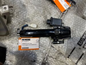 Toyota Vanguard XA30 2005-2012 Tailgate Handle Outer