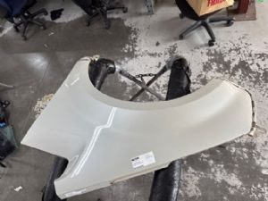 Mitsubishi Delica CV5W LF Guard/Fender
