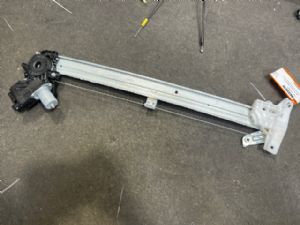 Subaru Forester SK 2022-on RF Door Elec Regulator