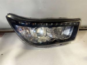 Ssangyong Tivoli XLV 2015-on R Headlight