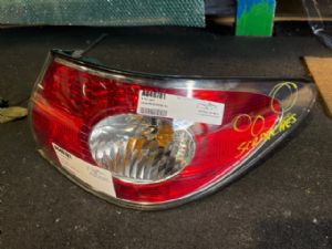 Lexus ES300 ES300 R Tail Light