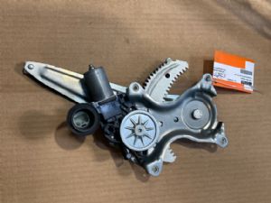Toyota Sienta XP170 2015-2022 LR Door Elec Regulator