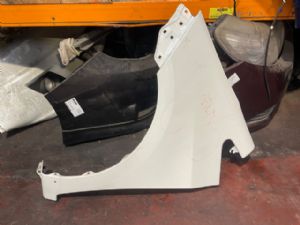 Subaru Trezia 2011-2014 LF Guard/Fender