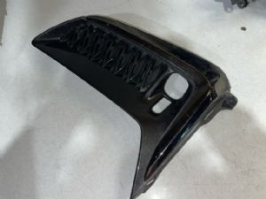 Lexus UX UX 250h 2018--on L Spotlight Bezel