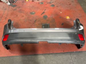 Toyota Highlander GSU55 2017-on Rear Bumper Cover