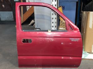Toyota Hilux LN147 10/97-02/05 RF Door Shell