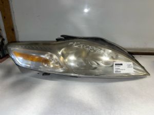 Ford Mondeo MA 2007-on R Headlight