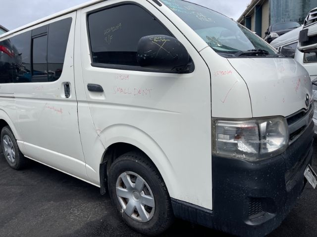 Toyota Hiace TRH201 03/05-on