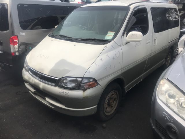 Toyota Granvia KCH10