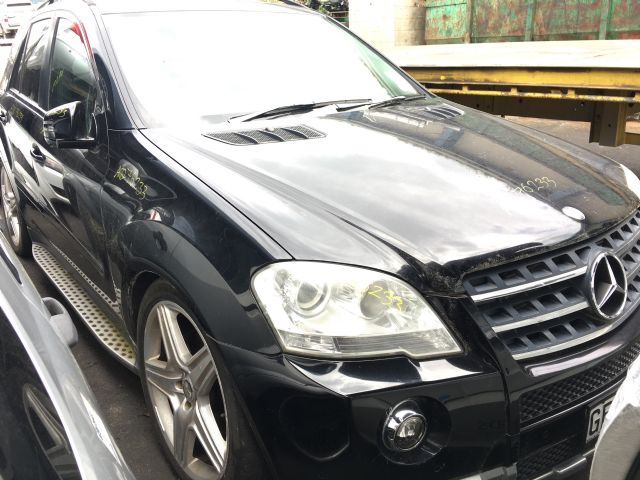Mercedes-Benz ML ML500