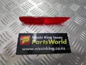 Nissan Xtrail T32 2013-2022 LR Bumper Reflector