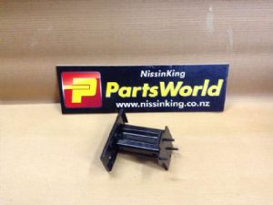 Nissan Xtrail T32 4WD 2013-2022 LF Bumper Iron