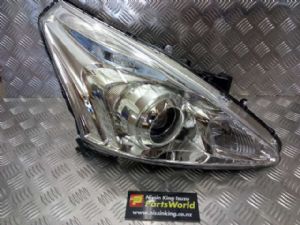 Nissan Pulsar C12 2013-2017 R Headlight