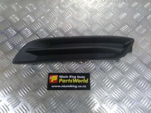 Nissan Pulsar B17 2013-2017 R Spotlight Blank