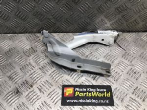 Nissan Skyline V36 2006-2016 R Bonnet Hinge 