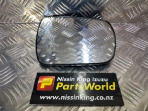 Isuzu D Max TFS40L 2023-2026 RF Door Mirror Glass