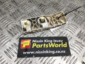 Nissan Xtrail T31 4WD 2008-2013 RR Bumper Retainer